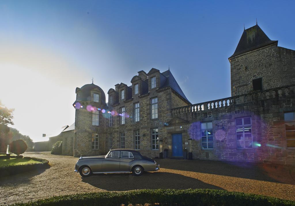 Chateau Du Bois-Guy Golf Parigné Exterior foto